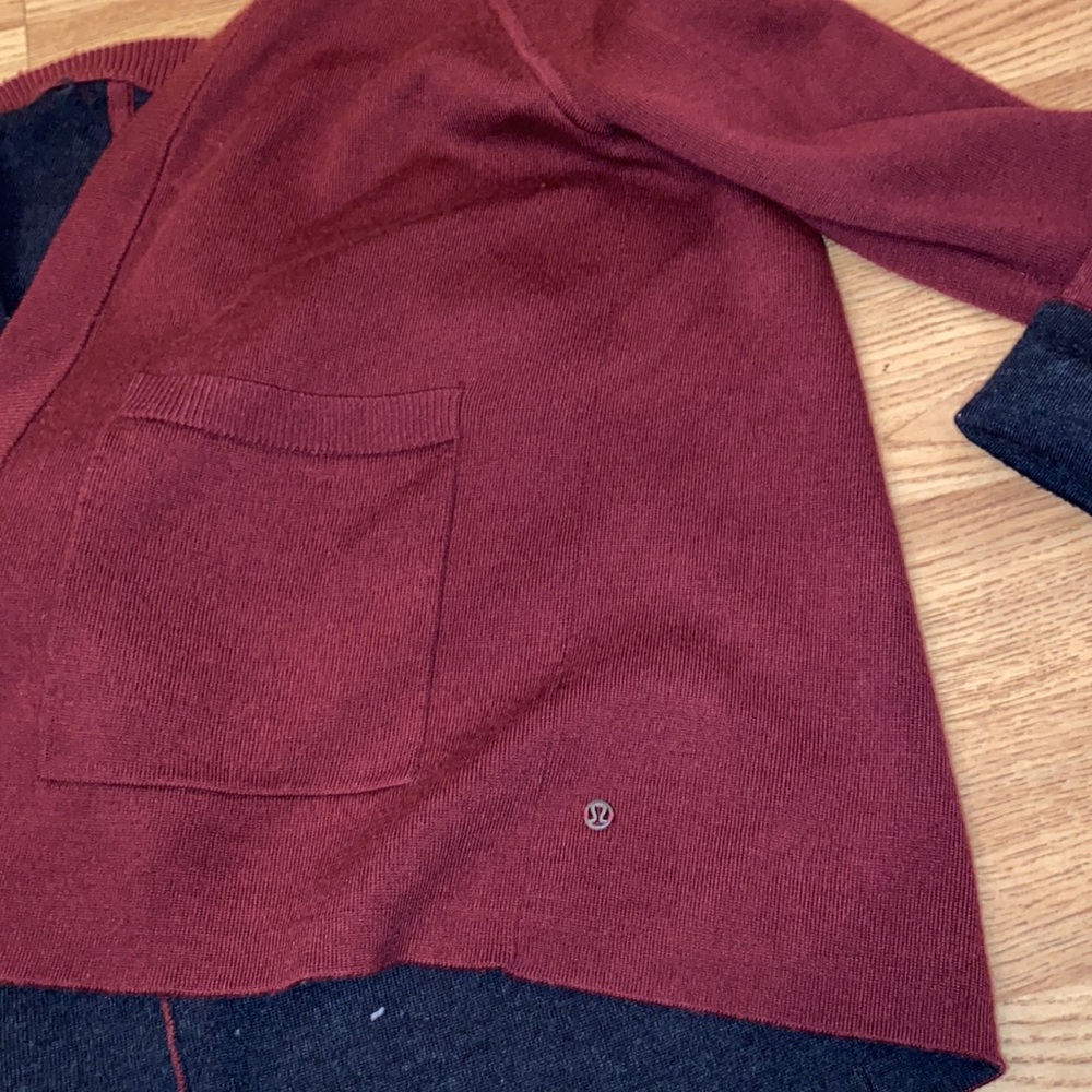 Lululemon Reverse Me Sweater - Picture 7 of 9